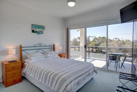 Bay Bliss In Coffin Bay - Accommodation Perth 6