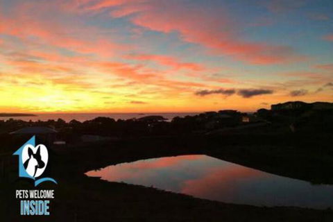 Beautiful Sea & Lake - Accommodation Perth 0
