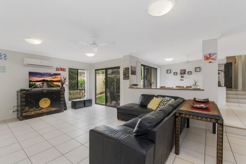 Oceania Beach Paradise - Accommodation Perth 6