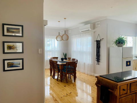 Jewel Of The South Beachfront Holiday Rental - Accommodation Perth 1