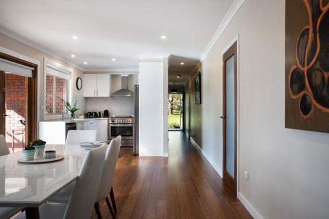 Muskvale Villa - Perth Resorts 2