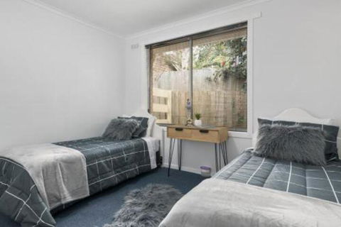 Elkie Villa 2 Bedroom Unit Burnie - Perth Resorts 7
