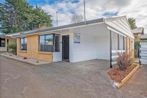 Elkie Villa 2 Bedroom Unit Burnie - Perth Resorts 0