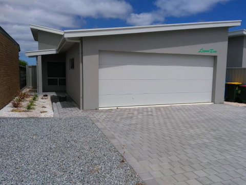 Laguna Dune - Accommodation Perth 2