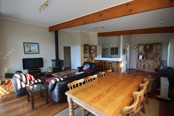 Fairways Close - Perth Resorts 3