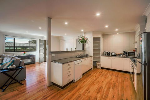 Apartments On Allingham - Accommodation Perth 3
