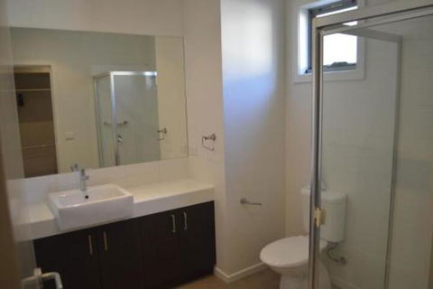 Family Friendly Unit - Accommodation Perth 7