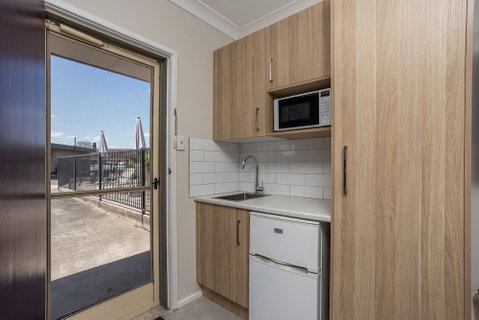 Wingham Motel - Perth Resorts 6