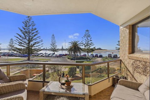Sundowner Apartment 2 - Accommodation Perth 0