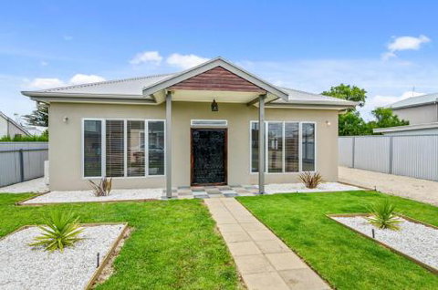 Zaahira House - Accommodation Perth 1
