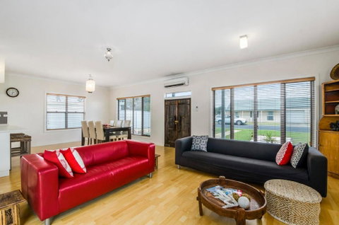 Zaahira House - Accommodation Perth 4