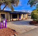 The Purple Door on Seaview - Perth Resorts