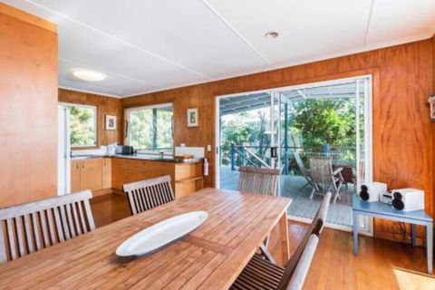 12 Yarrong Road - Perth Resorts 6