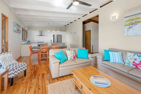 Coral View - Perth Resorts 1