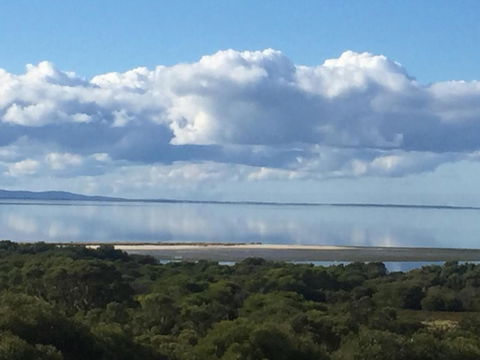 Tidal Dreaming Seaview Cottages - Accommodation Perth 1