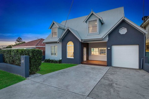 Waterview Beach House - Accommodation Perth 1