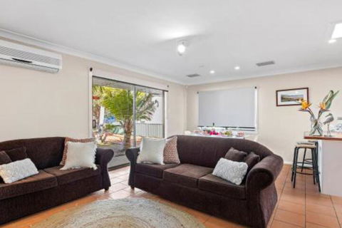 Blue Haze Air Conditioned Comfort - Accommodation Perth 4