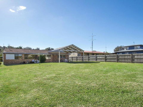 Beachway Beach Access At End Of Street - Accommodation Perth 3