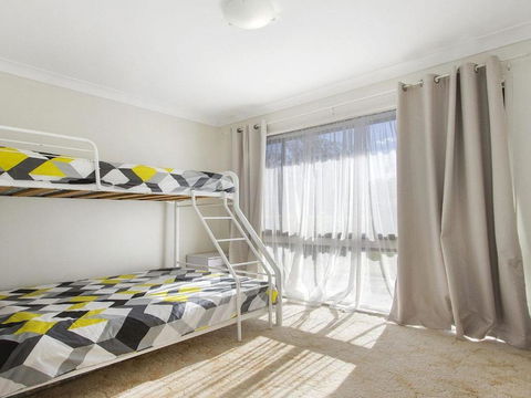Beachway Beach Access At End Of Street - Accommodation Perth 5