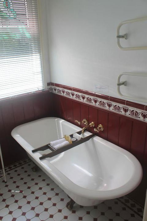 Gardenia House - Accommodation Perth 5