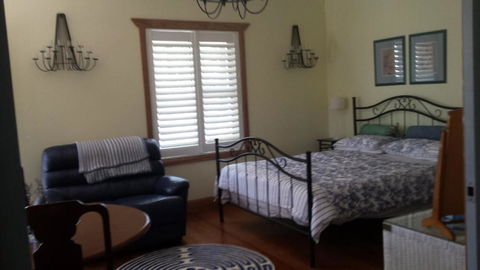 Stringybark Hills Retreat - Perth Resorts 5