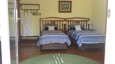 Stringybark Hills Retreat - Perth Resorts 4