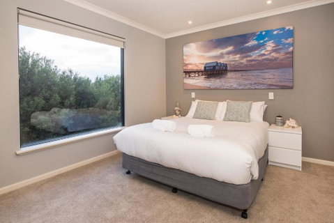 Top Of The Hill - Accommodation Perth 4