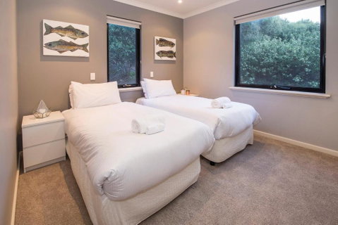 Top Of The Hill - Accommodation Perth 5