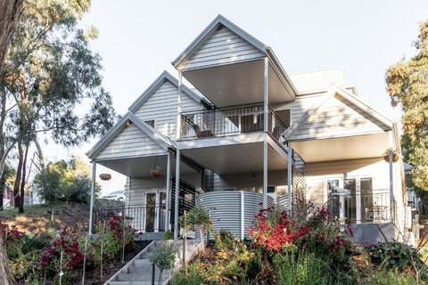 Ascona - Accommodation Perth 2