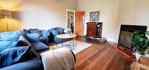 Galway - Accommodation Perth 3