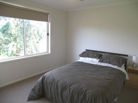 Modern Beachside 5 Bedrooms - Perth Resorts 2