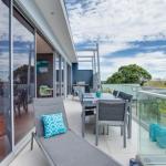 Modern McCrae Beauty - Perth Resorts 1