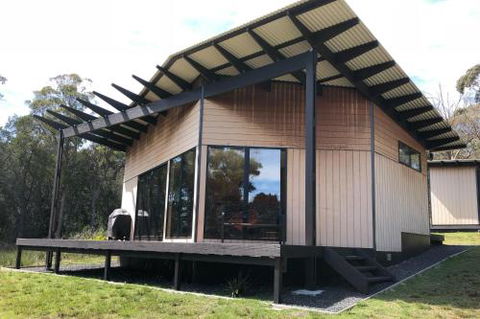 BAY Of FIRES ECO HUT Off Grid Experience At Binalong Bay - Accommodation Perth 2