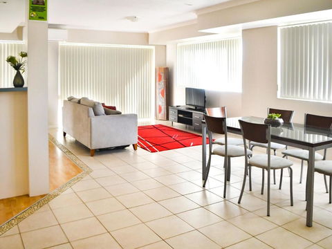 Beachside 4 With Airconditioning & Spa Bath - Accommodation Perth 2