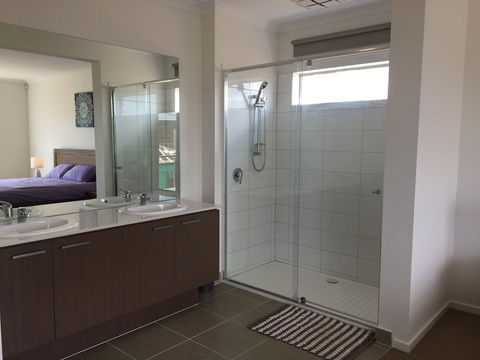 Apple House Point Cook - Perth Resorts 1