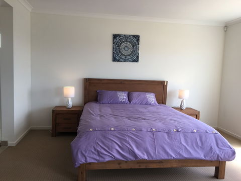 Apple House Point Cook - Perth Resorts 5