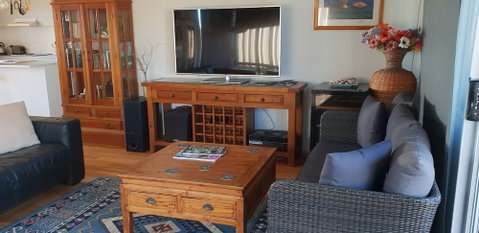 Trading Places - Accommodation Perth 2