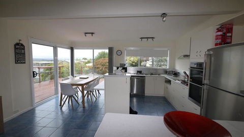 Position On Alexander - Accommodation Perth 2