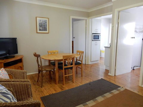 2 / 9 Donlan Rd Delightful Donlan - Accommodation Perth 4