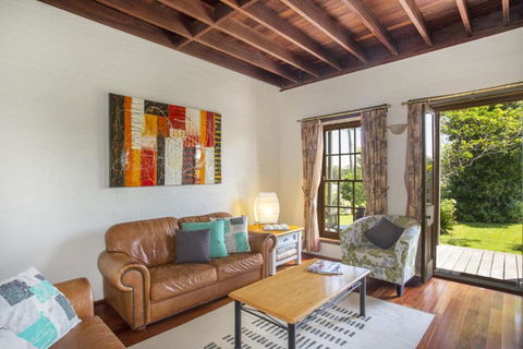 Stone Cottage - Perth Resorts 3