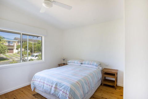 11 Riley St. Stylishly Modern - Accommodation Perth 3