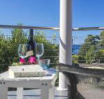 58 Seaview St. Summer Days - Accommodation Perth