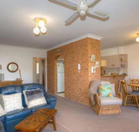 St James 6 Stylish Airconditioned Retreat - Accommodation Perth