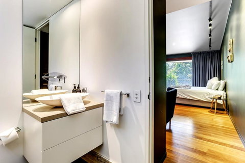 Calanthe Acreage Doonan - Perth Resorts 3