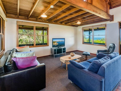 Aqualuna Excellent Surfing Beaches. - Accommodation Perth 4