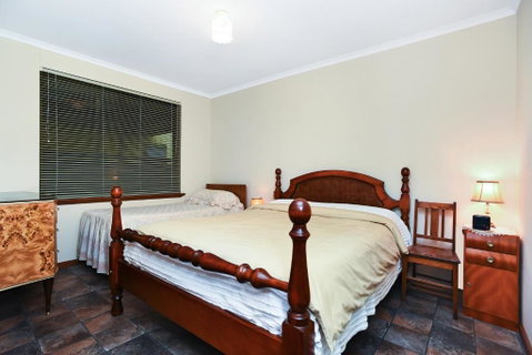 Don Carmella - Accommodation Perth 3