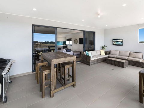 Tee Two On Troon 21 / 30 Troon Drive - Accommodation Perth 1