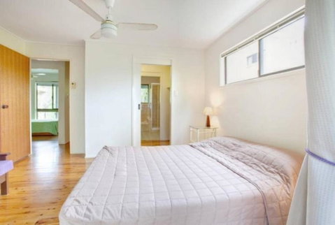33 Cooloola Drive Rainbow Beach Walk To The Beach Pet Friendly - Accommodation Perth 2