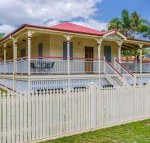 5 Bomburra Court Rainbow Beach Ticks All The Boxes Pool Shed Fenced Yard Pet Friendly - Accommodation Perth