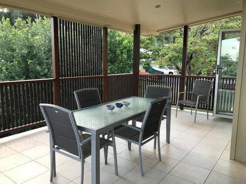 Sinclair Rainbow Beach Modern Beach House Close To Everything Free Wi Fi - Accommodation Perth 3